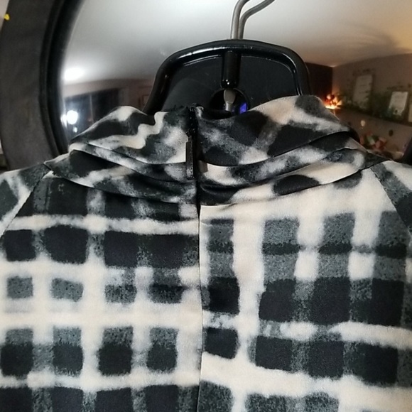 Hugo Boss dress - Picture 7 of 13